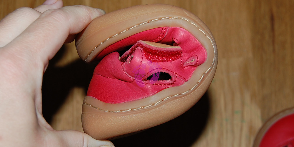 Froddo sandálky Red gumička